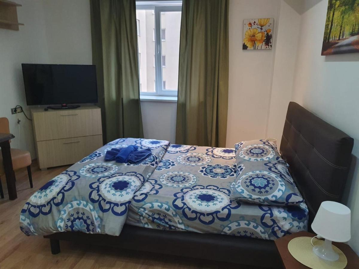 Cataleya Suites Aparthotel Bukares Bagian luar foto