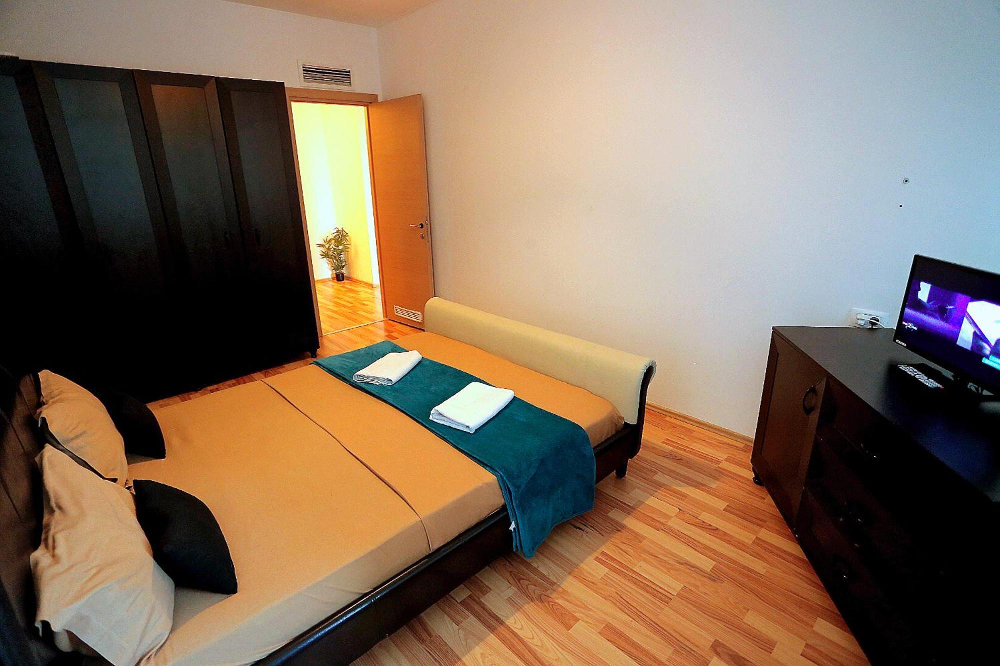 Cataleya Suites Aparthotel Bukares Bagian luar foto