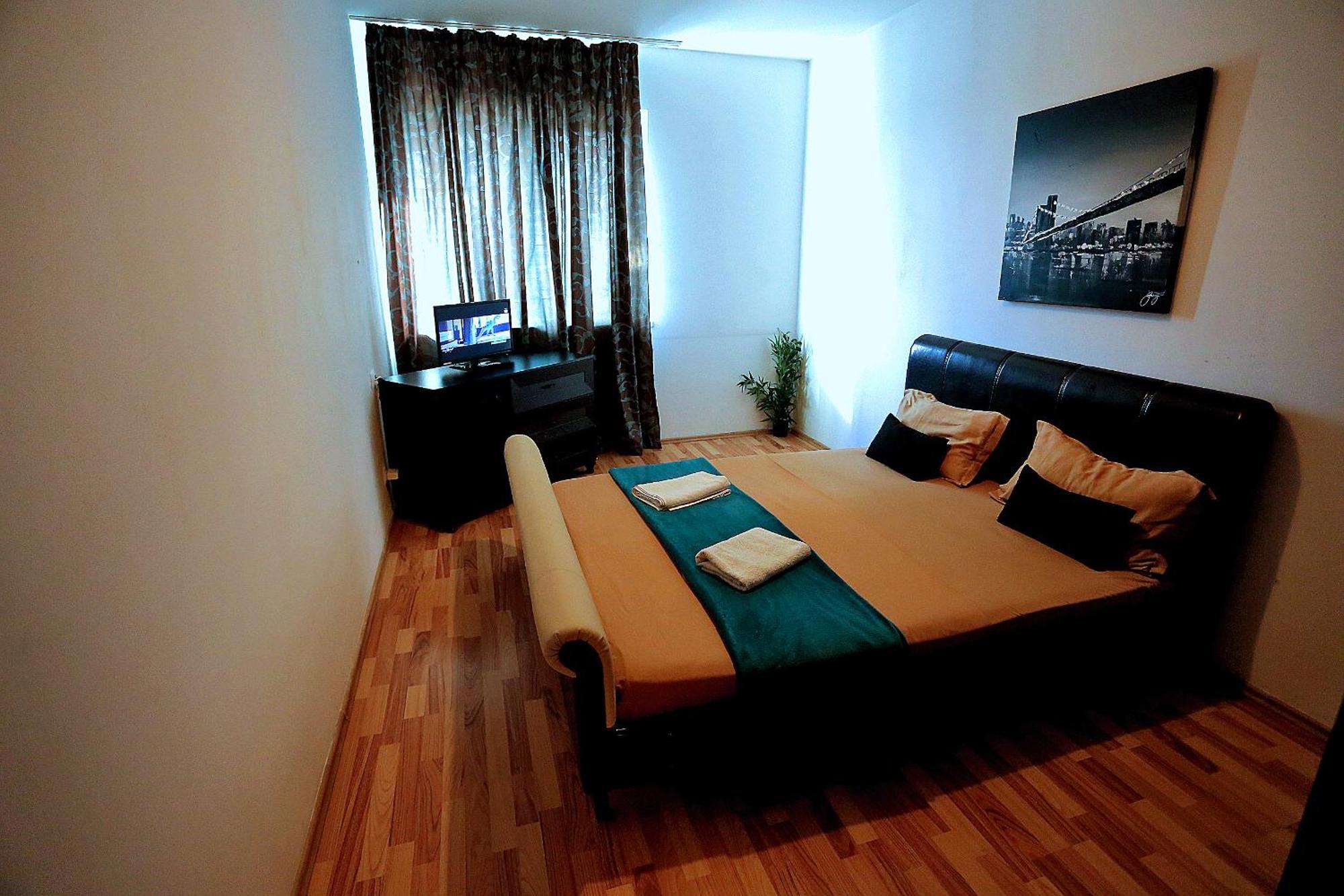 Cataleya Suites Aparthotel Bukares Bagian luar foto